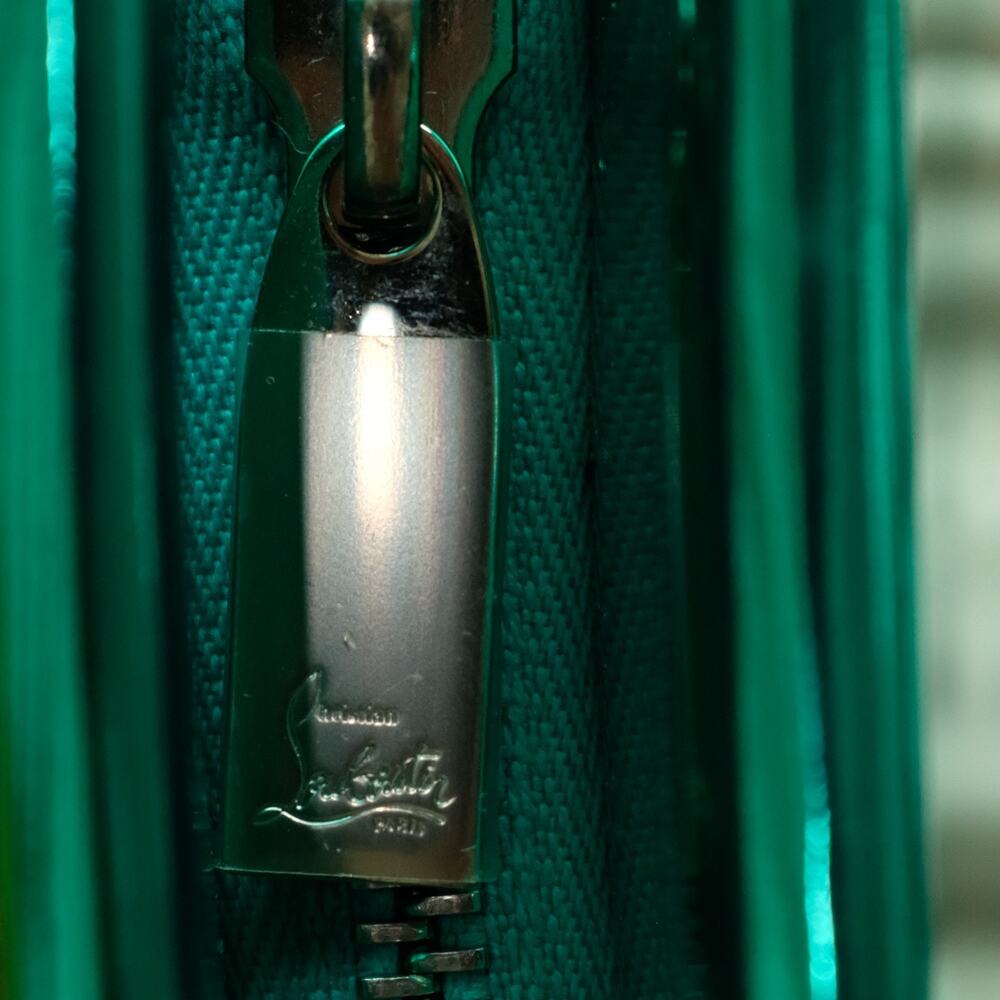 Christian Louboutin Loubitwist Iceberg Specchio Bag - Green Metallic, NWT - Picture 11 of 11